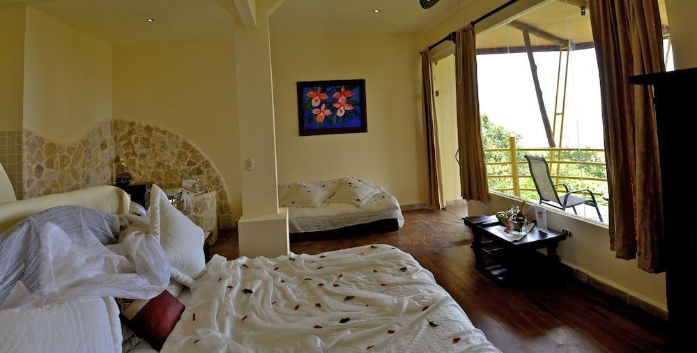Issimo Suites Boutique Hotel & Spa - Adults Only Manuel Antonio Exteriör bild