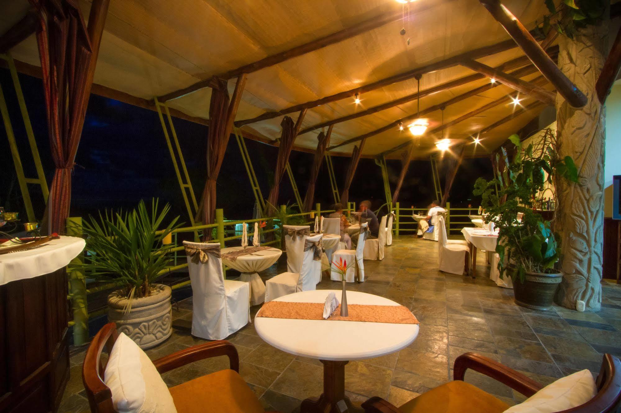 Issimo Suites Boutique Hotel & Spa - Adults Only Manuel Antonio Exteriör bild